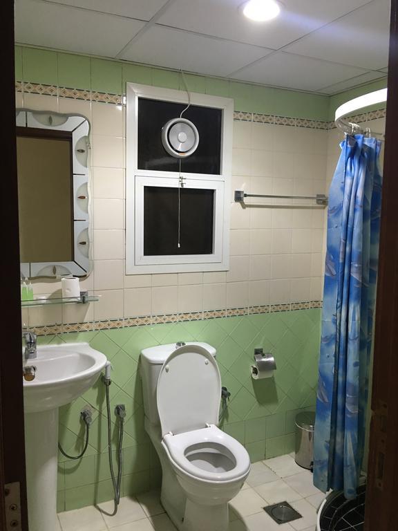 Habib Hotel Apartment Ajman Exterior photo
